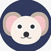 visage de souris souriante