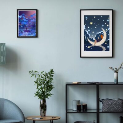 Poster Magical TRip et Reading On The moon sur mur bleu